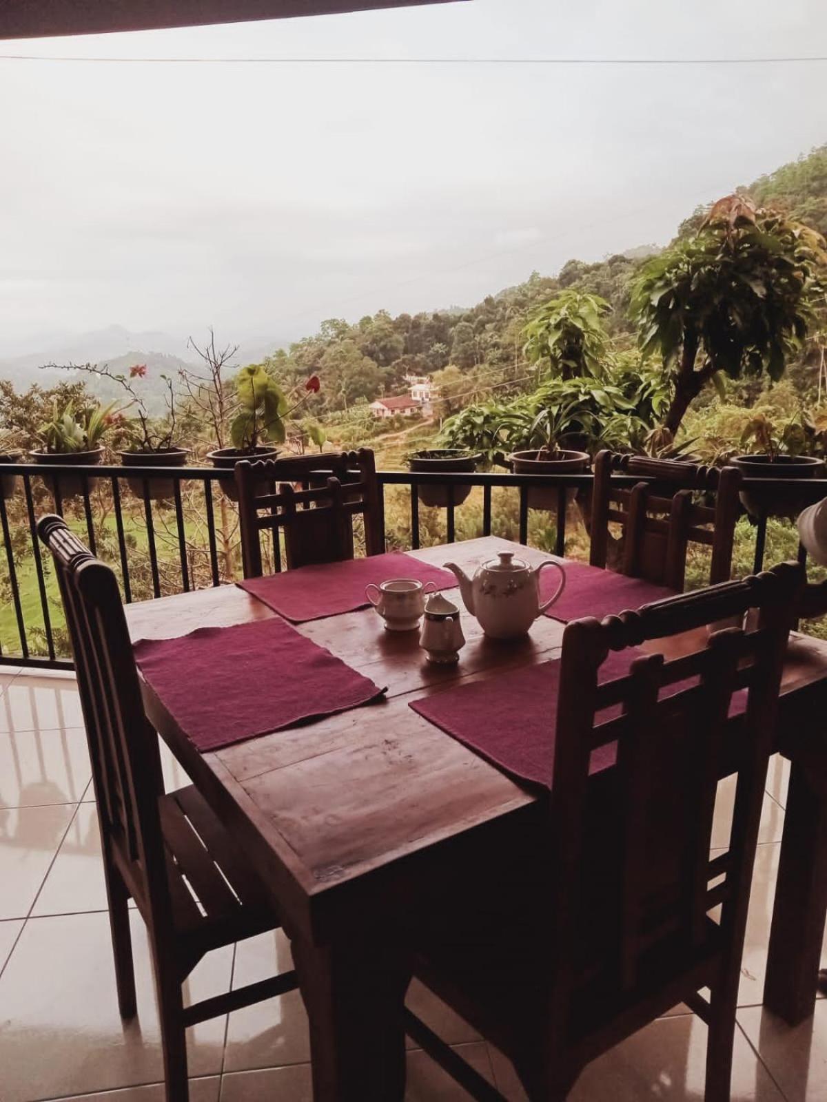 Kandy Ivy Mountain View Resort Extérieur photo